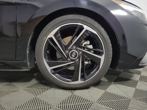 Used 2021 Hyundai Elantra N Line image 11