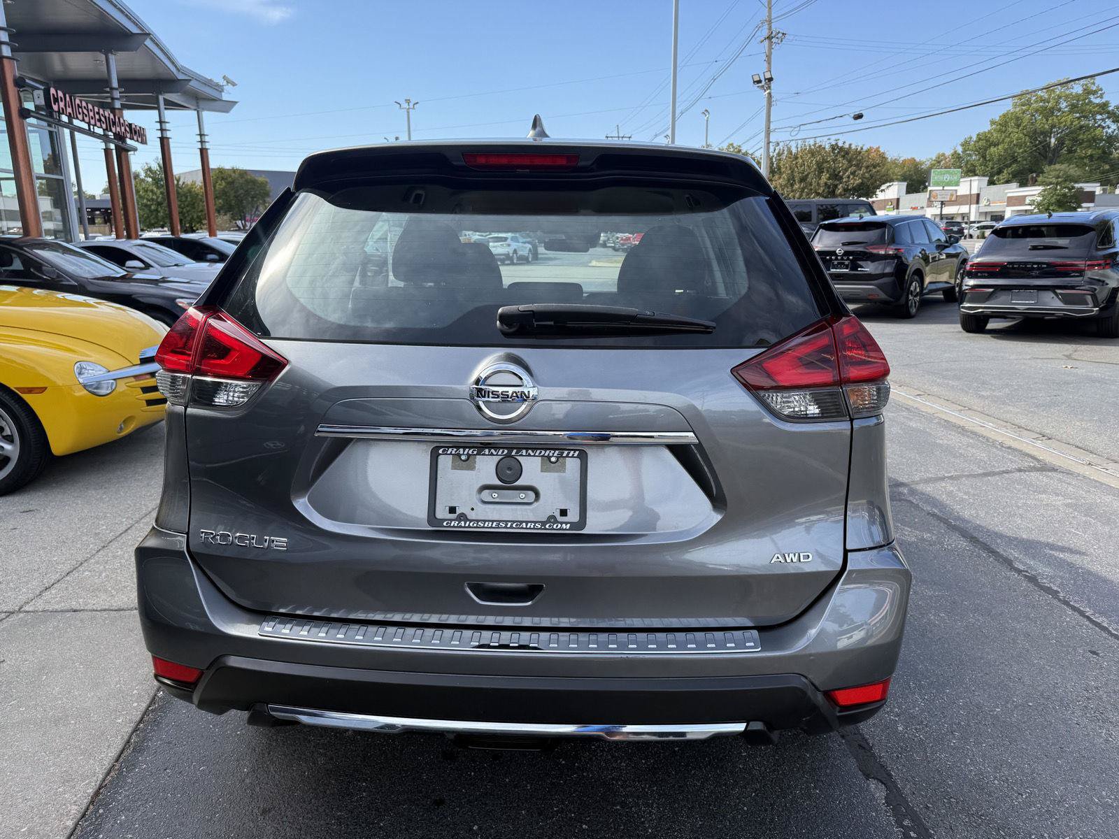 Used 2020 Nissan Rogue S AWD/4WD image 3