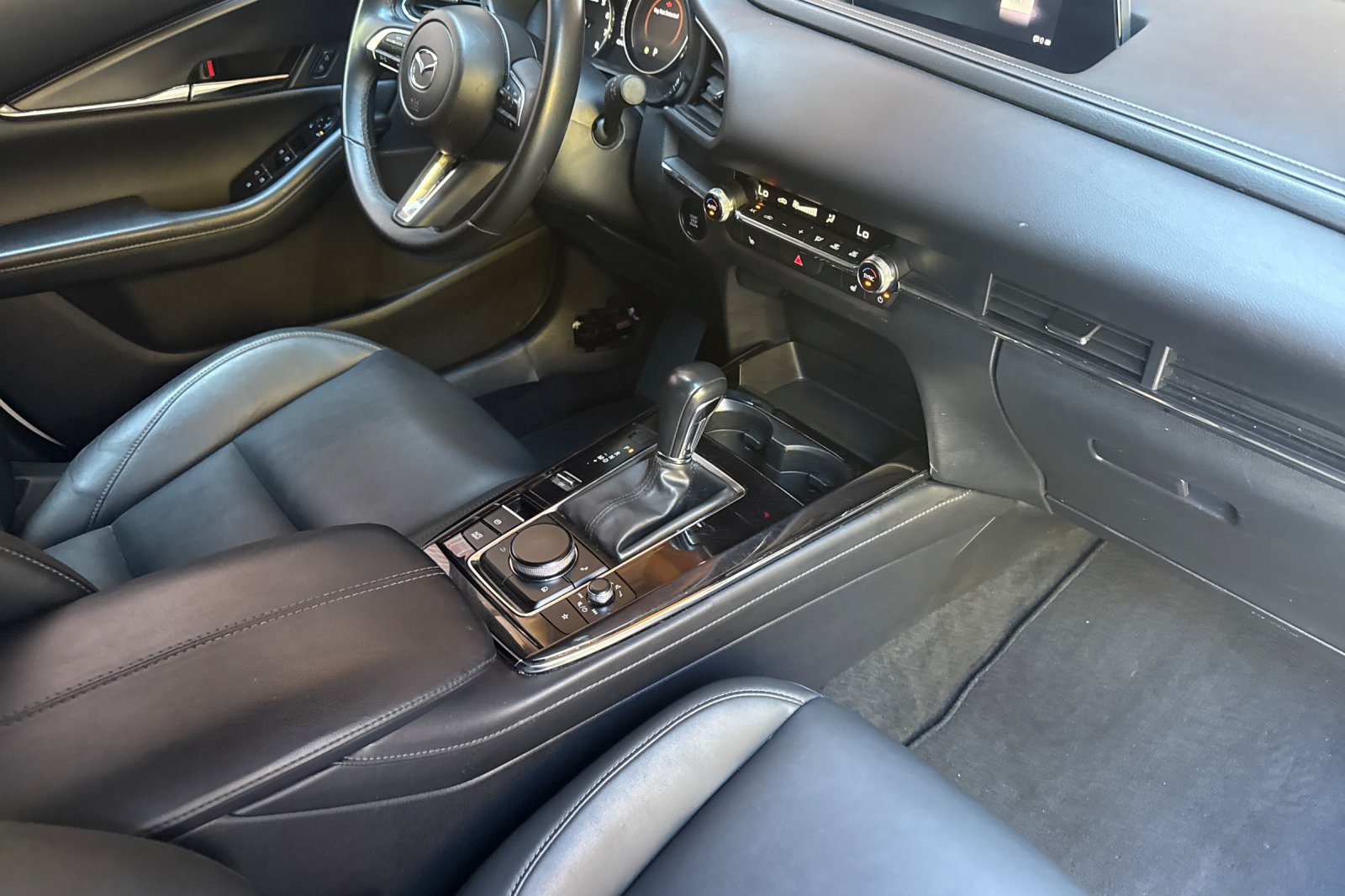 Used 2025 MAZDA CX-30 AWD 2.5 S w/ Preferred Package image 21