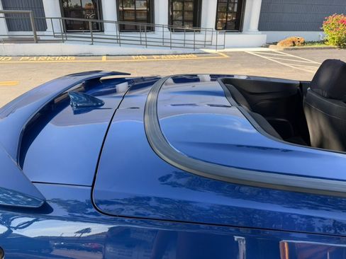 Used 2020 Chevrolet Camaro LT w/ RS Package RWD image 6