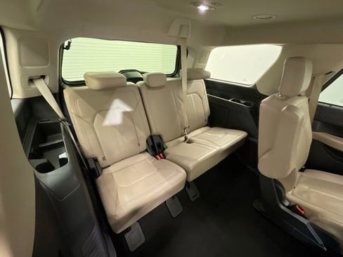 Used 2024 Ford Expedition Limited AWD/4WD image 26
