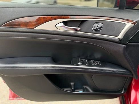 Used 2017 Lincoln MKZ Reserve w/ Climate Package image 17