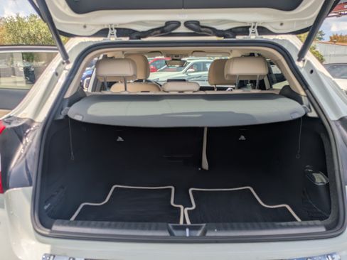 Certified 2018 Mercedes-Benz GLA 250 image 12