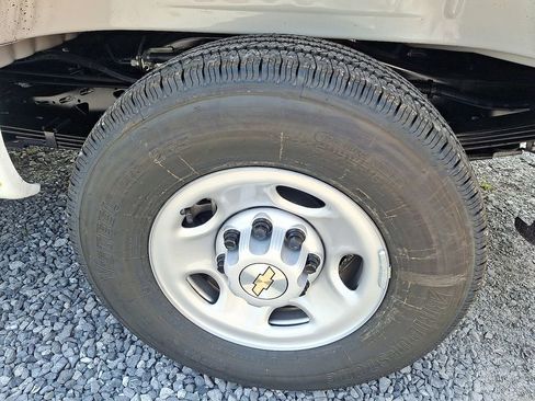 New 2025 Chevrolet Express 3500 WT Van w/ Driver Convenience Package image 5