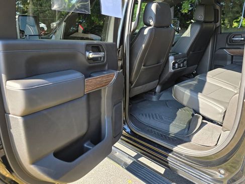 Used 2020 Chevrolet Silverado 3500 High Country w/ Z71 Off-Road Package image 19