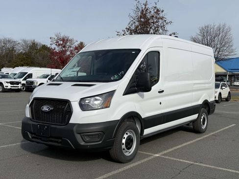 New 2026 Ford Transit 150 148 Medium Roof w/ Load Area Protection Package RWD image 7