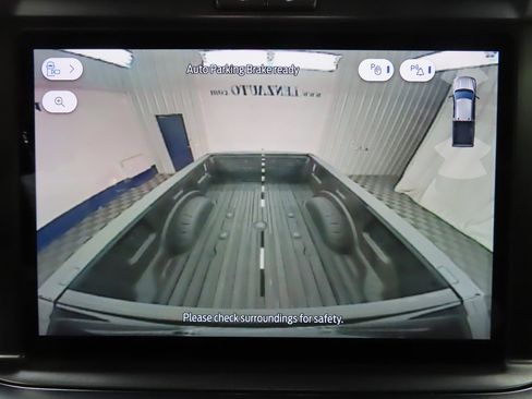 Used 2025 Ford F250 Platinum image 19