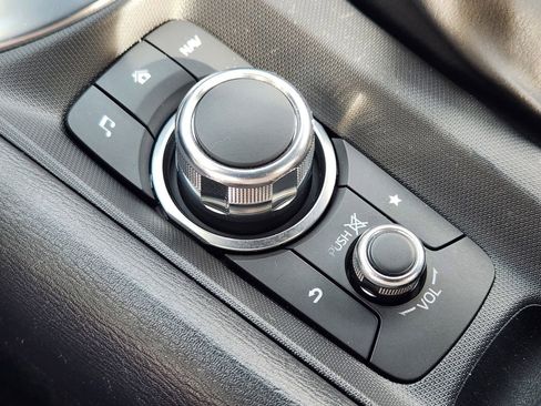 Used 2016 MAZDA MX-5 Miata Grand Touring image 10