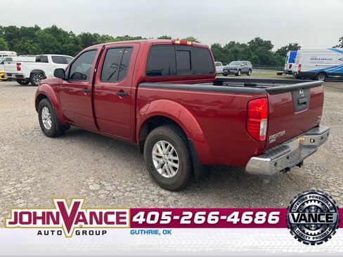 Used 2018 Nissan Frontier SV w/ Value Truck Package RWD image 5