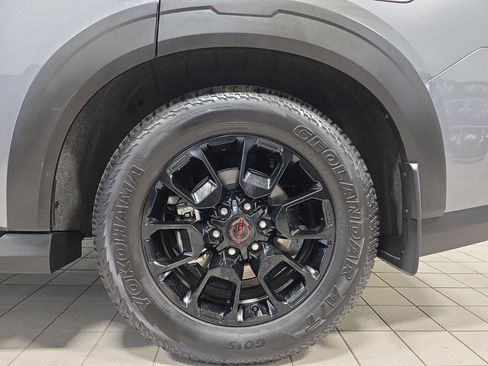 Certified 2025 Nissan Armada PRO-4X w/ Pro-4X Premium Package AWD/4WD image 15
