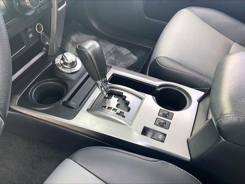 Used 2022 Toyota 4Runner SR5 Premium image 22