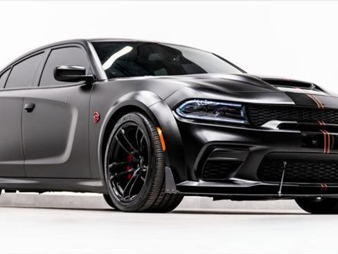Used 2022 Dodge Charger SRT Hellcat RWD image 6