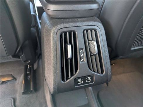 Used 2024 BMW X2 xDrive28i w/ Convenience Package AWD/4WD image 19