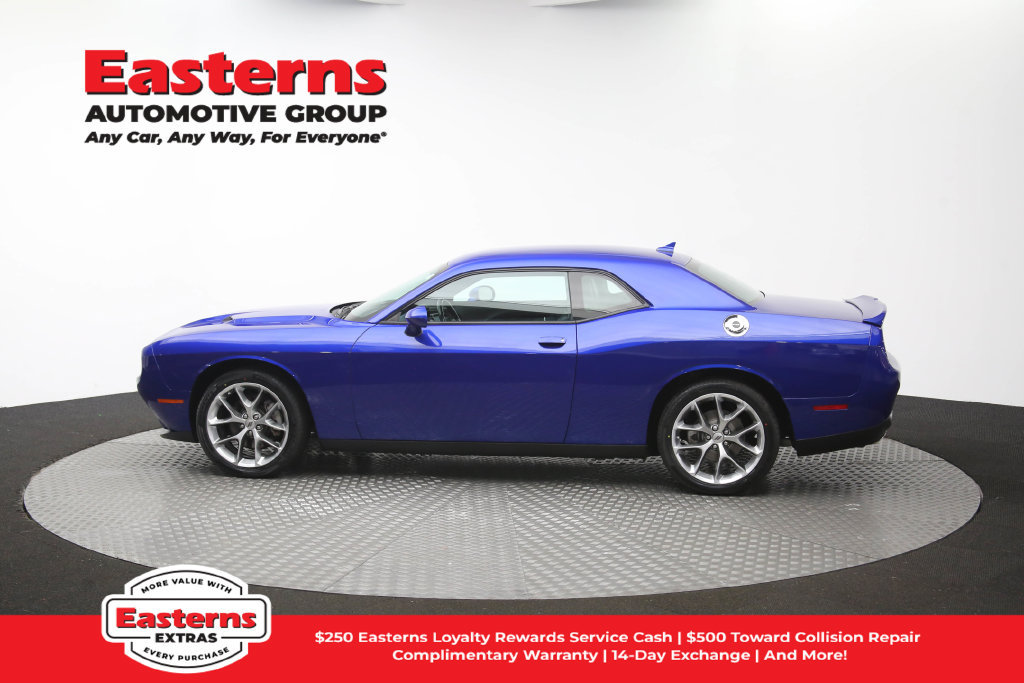 Used 2022 Dodge Challenger SXT w/ Plus Package RWD image 62