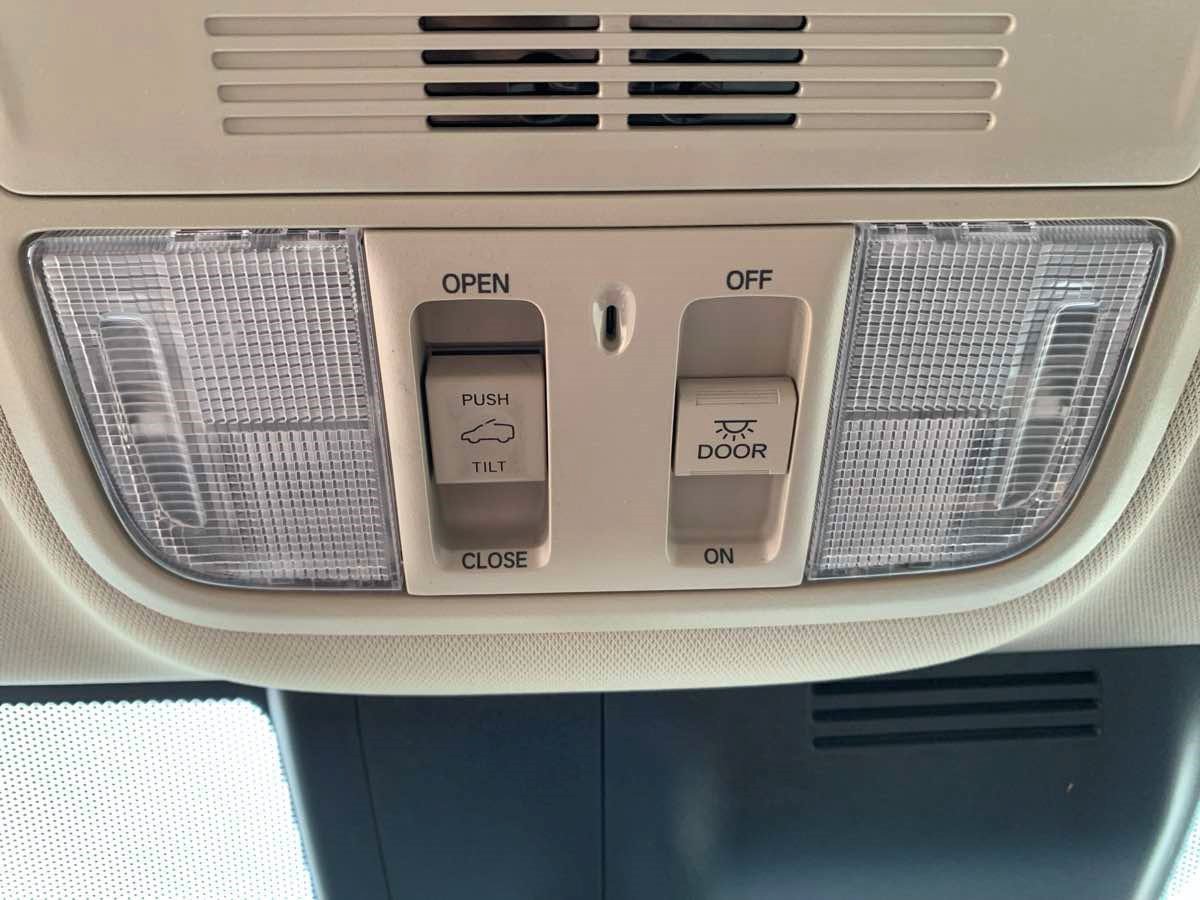 Used 2018 Honda CR-V EX image 27