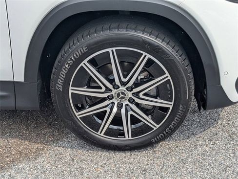 Used 2025 Mercedes-Benz EQB 250+ image 12