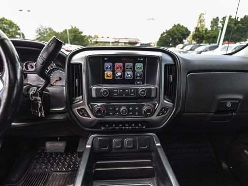 Used 2017 Chevrolet Silverado 3500 LTZ w/ Midnight Edition AWD/4WD image 26