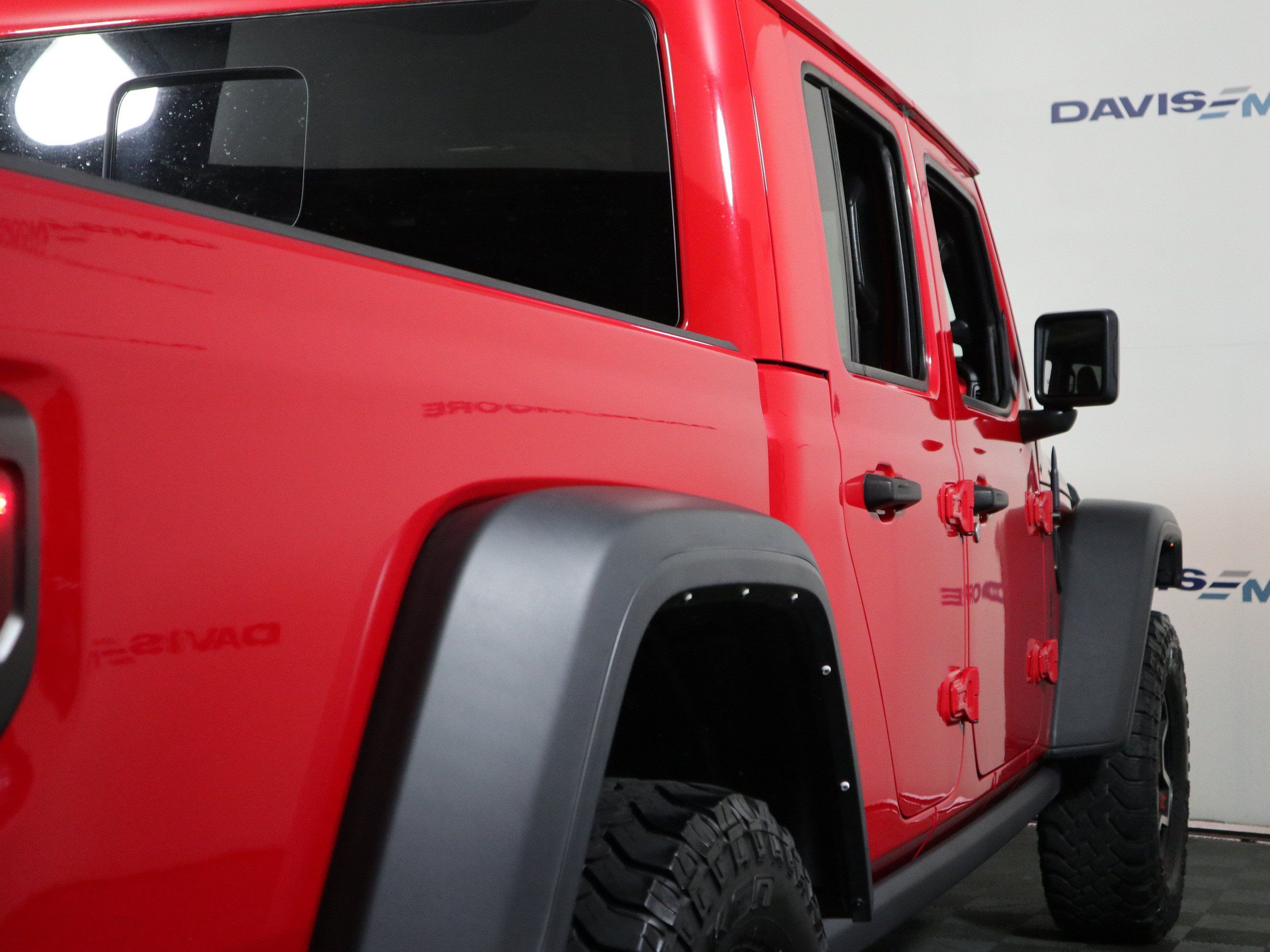 Used 2021 Jeep Gladiator Rubicon AWD/4WD image 5