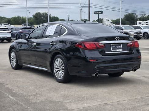 Used 2015 INFINITI Q70 L 3.7 w/ Deluxe Touring Package RWD image 4