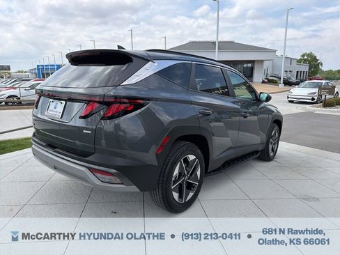 Used 2025 Hyundai Tucson SEL AWD/4WD image 15