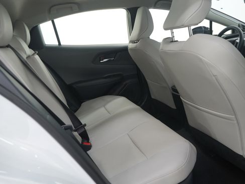 Used 2025 Toyota Prius Limited image 13