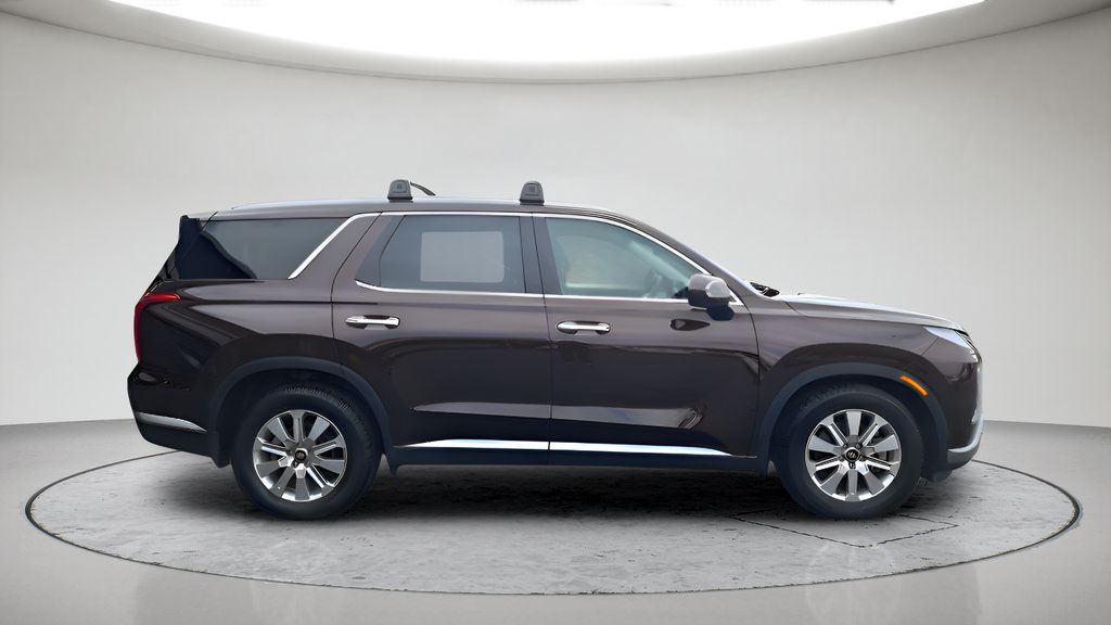Used 2023 Hyundai Palisade SEL AWD/4WD image 2