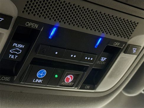 Used 2017 Acura MDX SH-AWD w/ Technology Package image 23