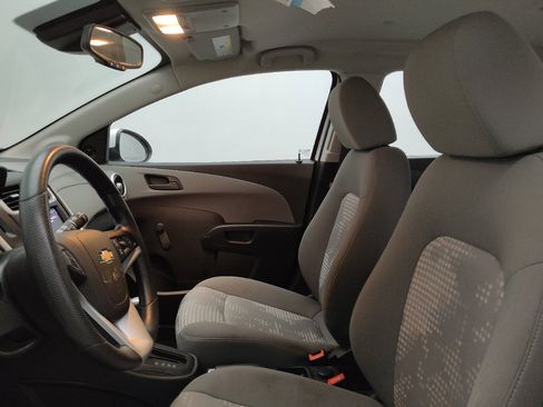 Used 2020 Chevrolet Sonic LT FWD image 17