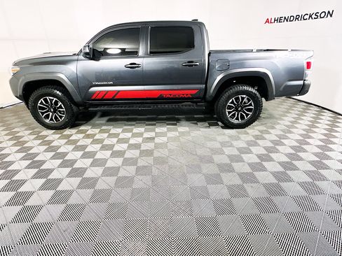 Used 2023 Toyota Tacoma TRD Sport image 6
