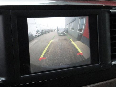 Used 2020 Chrysler Voyager LX w/ Cold Weather Group FWD image 19