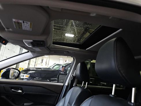 Certified 2023 Nissan Rogue SV w/ SV Premium B Package image 11