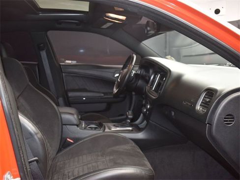 Used 2019 Dodge Charger Scat Pack w/ Daytona Edition Group image 12