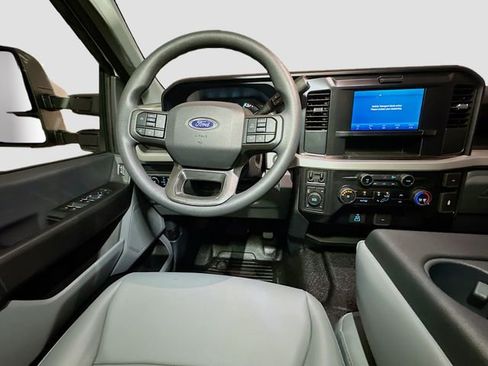 New 2026 Ford F350 XL w/ XL Chrome Package image 26
