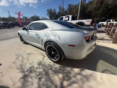 Used 2010 Chevrolet Camaro SS w/ RS Package RWD image 5