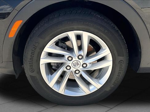 Used 2024 Buick Envista Preferred w/ Convenience I Package FWD image 11