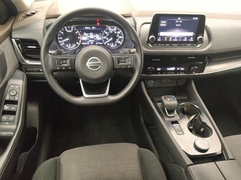 Used 2021 Nissan Rogue SV AWD/4WD image 22