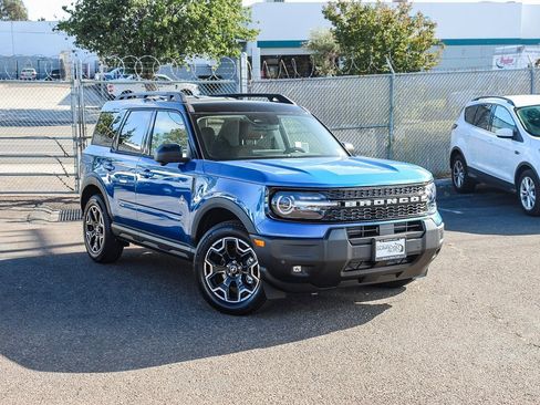 New 2025 Ford Bronco Sport Outer Banks w/ Outer Banks Tech Package+ image 1