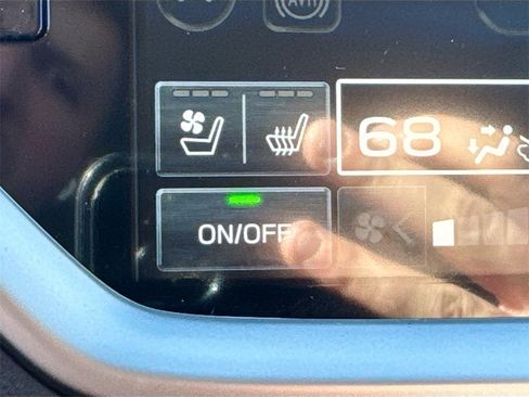 New 2025 Subaru Ascent Touring w/ Popular Package #2 image 19