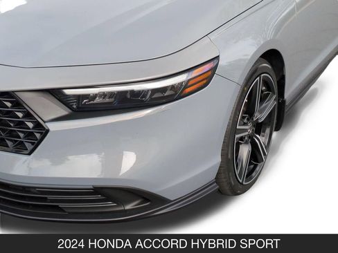 Used 2024 Honda Accord Sport image 10