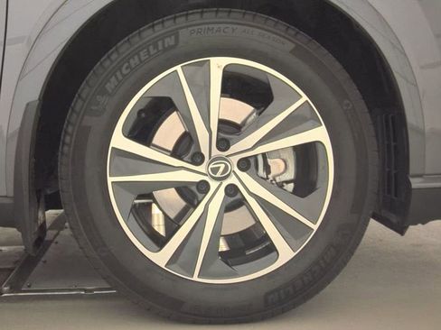Used 2023 Lexus RX 350 Premium w/ Accessory Package AWD/4WD image 11