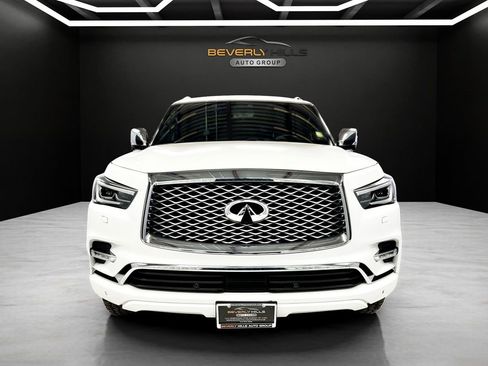 Used 2018 INFINITI QX80 4WD w/ Deluxe Technology Package image 8