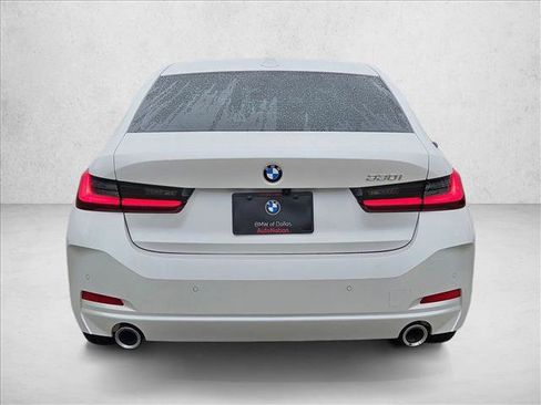 Used 2026 BMW 330i Sedan w/ Premium Package RWD image 8