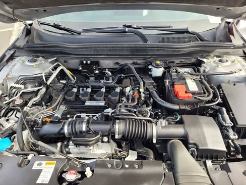 Used 2019 Honda Accord LX image 36