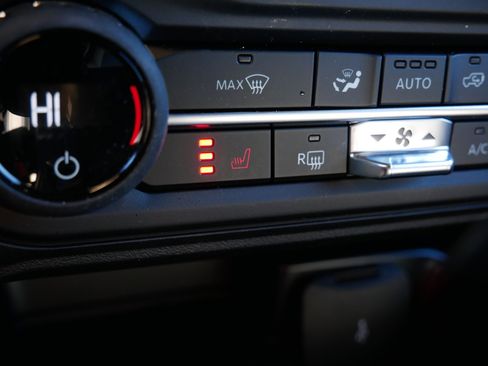 Used 2025 Ford Bronco Big Bend w/ Black Diamond Package image 31