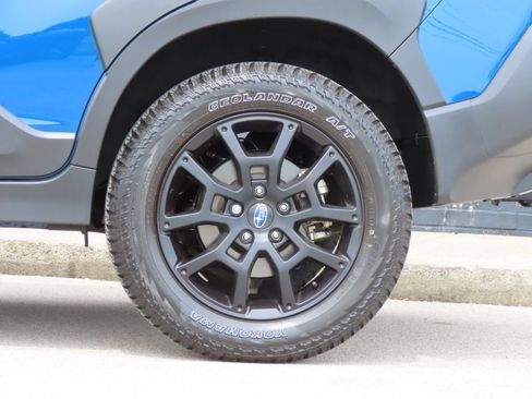 Used 2025 Subaru Crosstrek 2.5i Wilderness AWD/4WD image 16