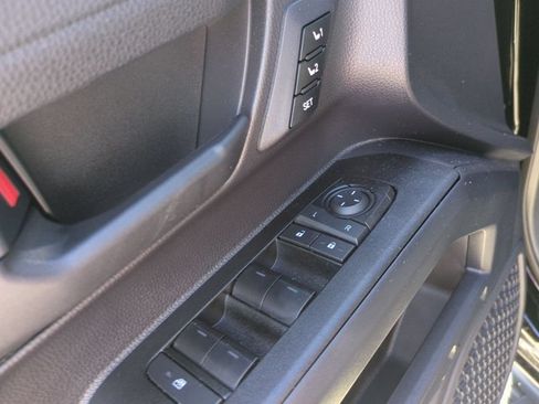 Used 2025 Toyota 4Runner TRD Off-Road Premium AWD/4WD image 12