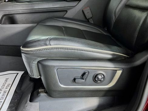 Used 2019 RAM 1500 Limited AWD/4WD image 29