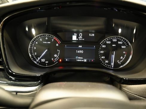 Used 2025 Cadillac XT5 Premium Luxury image 28