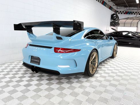 Used 2015 Porsche 911 GT3 RWD image 12