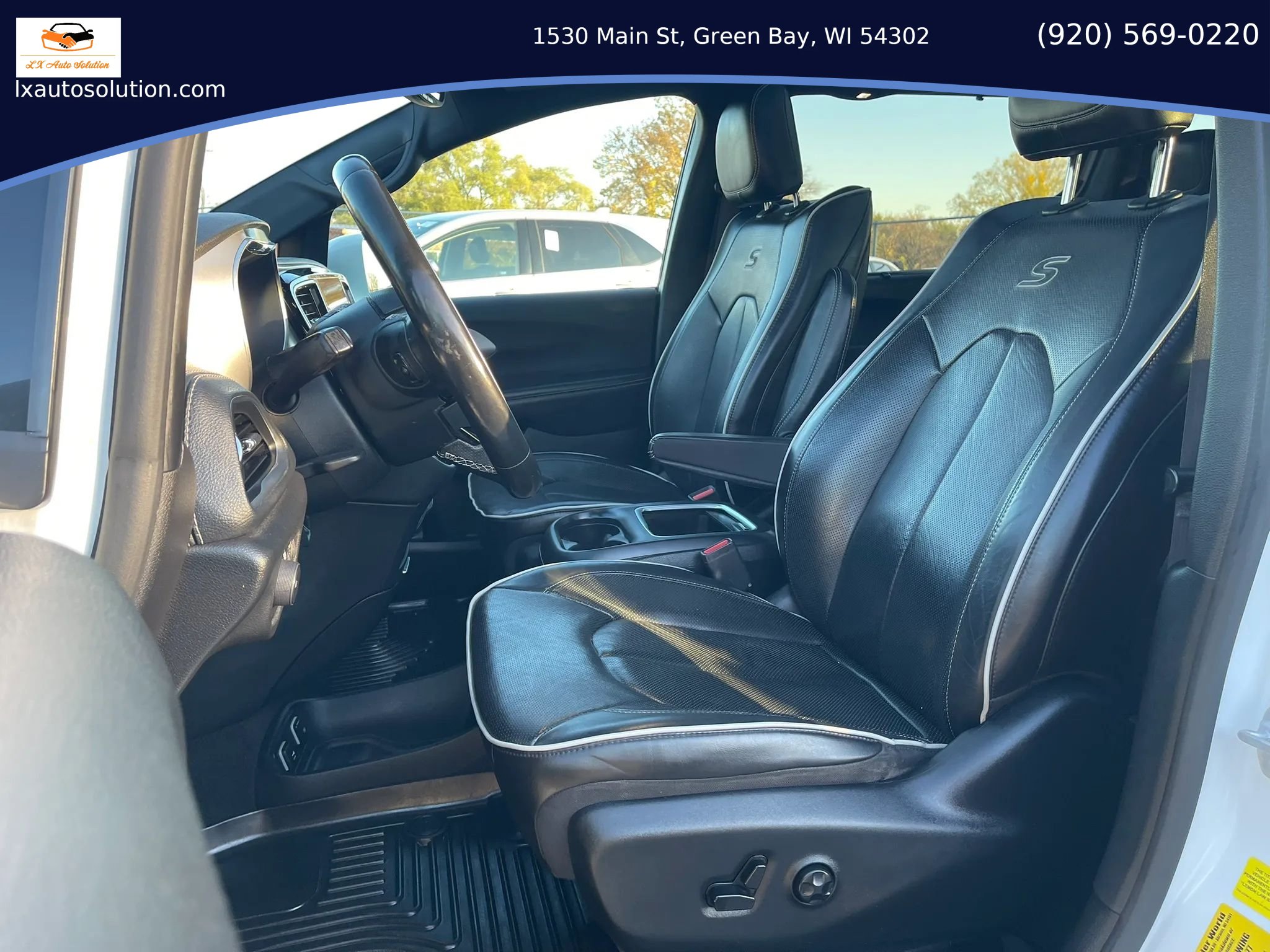 Used 2019 Chrysler Pacifica Limited FWD image 25